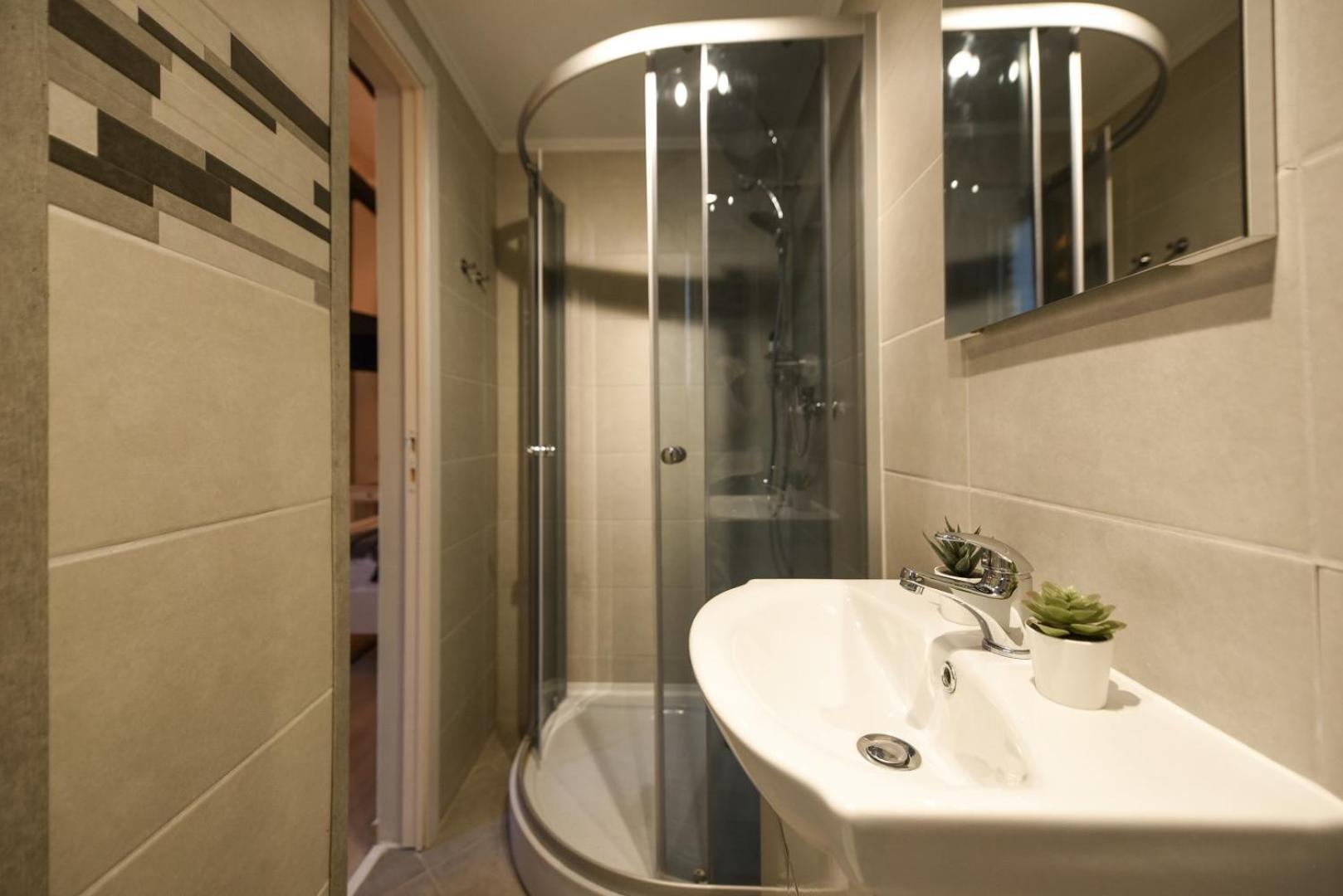 Elegant Studio - Urban Escape In Bucharest Luaran gambar